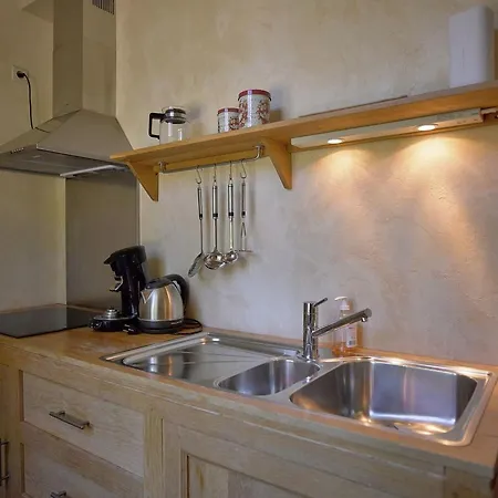 Holiday home Cozy No 5 In A 16th Century Castle, Cleaning Included